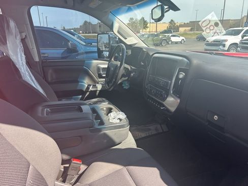 Used 2015 Chevrolet Silverado 2500 LT w/ Z71 Package, Off-Road AWD/4WD image 9