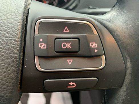 Used 2014 Volkswagen Jetta TDI image 31