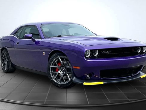Used 2019 Dodge Challenger R/T Scat Pack w/ Plus Package RWD image 21