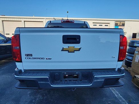 Used 2020 Chevrolet Colorado LT RWD image 3