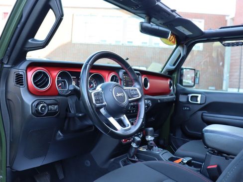 Used 2021 Jeep Wrangler Rubicon AWD/4WD image 11