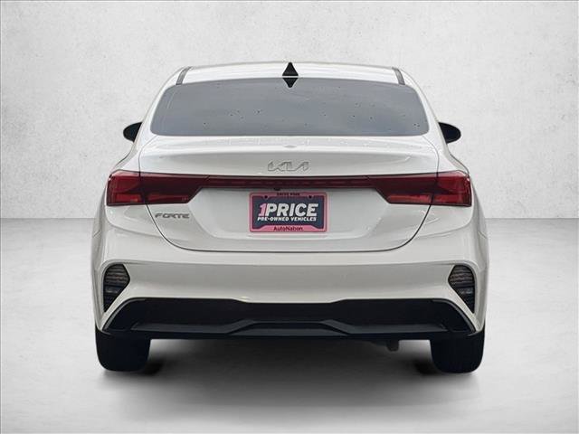 Used 2024 Kia Forte LXS FWD image 7