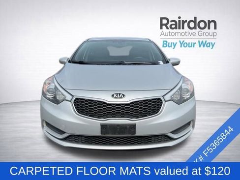 Used 2015 Kia Forte LX image 2