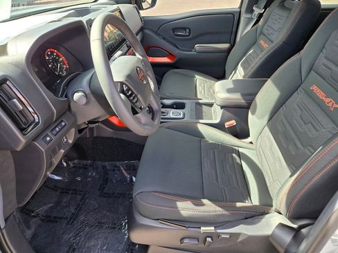 New 2026 Nissan Frontier PRO-4X w/ Pro-4x Convenience Package AWD/4WD image 6