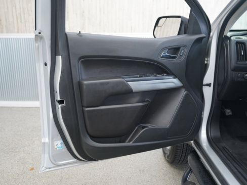 Used 2020 Chevrolet Colorado LT image 27