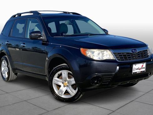 Used 2010 Subaru Forester 2.5X Premium image 2