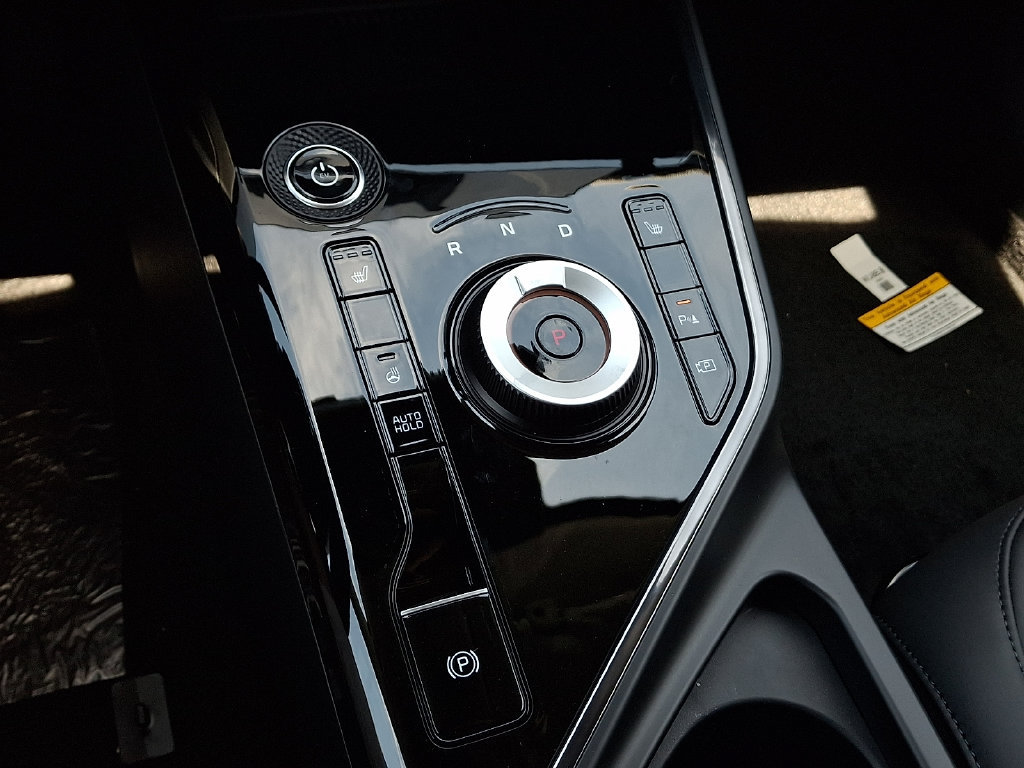 New 2026 Kia Niro Wind w/ Wind Preserve Package FWD image 7