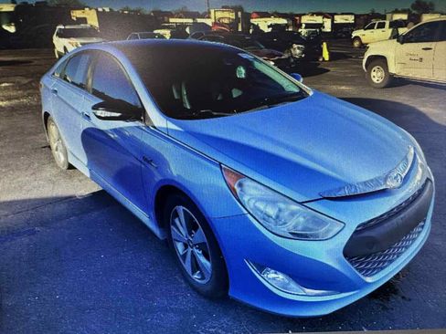Used 2012 Hyundai Sonata Hybrid w/ Ultimate Pkg image 5