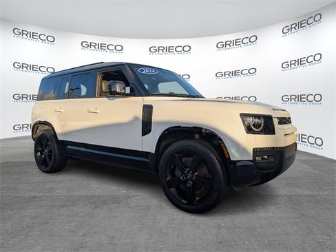 Used 2024 Land Rover Defender 110 X-Dynamic SE image 1