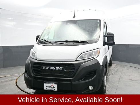 Used 2025 RAM ProMaster 2500 w/ Convenience Group image 2