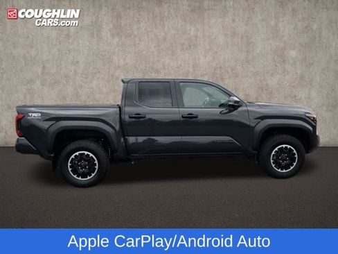 Used 2024 Toyota Tacoma TRD Off-Road w/ TRD Off Road Premium Package image 10