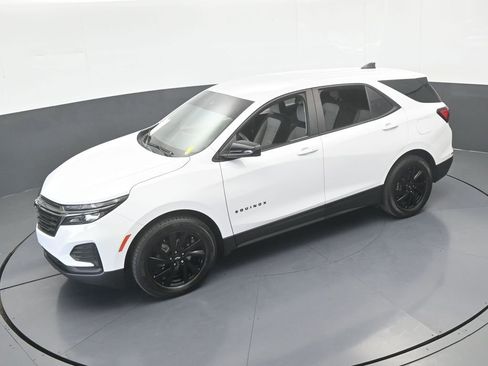 Used 2023 Chevrolet Equinox LS w/ Sport Edition image 42