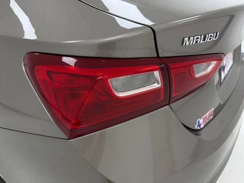 Used 2023 Chevrolet Malibu LT image 36