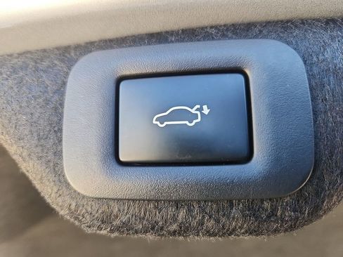 Used 2025 Lexus ES 350 w/ Premium Package image 29