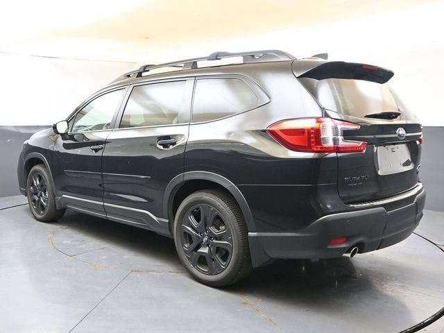 Used 2025 Subaru Ascent Bronze Edition w/ Onyx Package AWD/4WD image 3