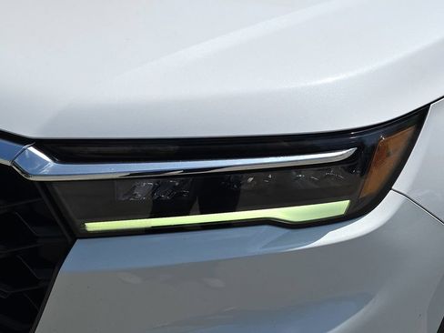 Used 2023 Honda Pilot Elite image 36