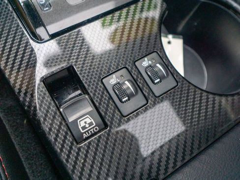 Used 2021 Toyota 4Runner Venture w/ Moonroof Package image 28