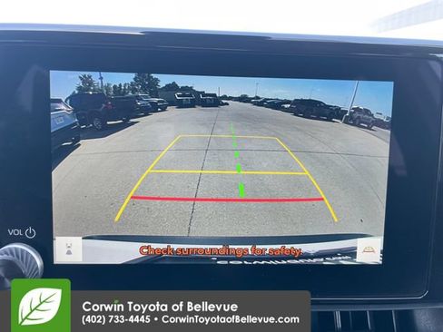Used 2025 Toyota RAV4 XLE AWD/4WD image 13