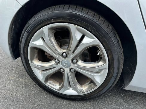 Used 2013 Hyundai Elantra GT w/ Style Pkg FWD image 12