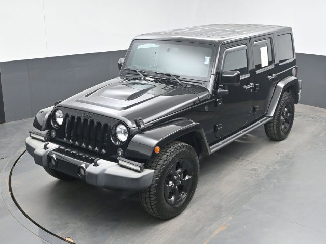 Used 2015 Jeep Wrangler Unlimited Sahara AWD/4WD image 34