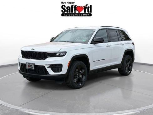 New 2025 Jeep Grand Cherokee Altitude AWD/4WD image 1