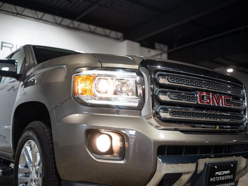 Used 2016 GMC Canyon SLT w/ Driver Alert Package AWD/4WD image 15