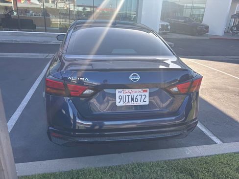 Used 2020 Nissan Altima 2.5 S FWD image 5