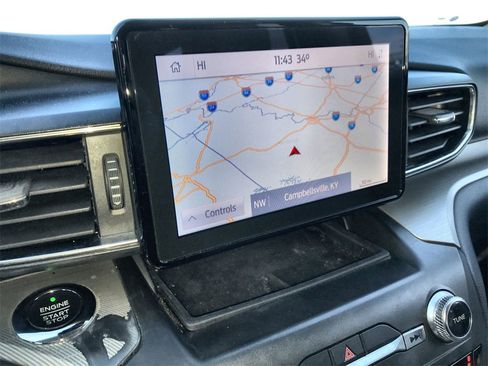 Used 2020 Ford Explorer XLT w/ Equipment Group 202A image 18