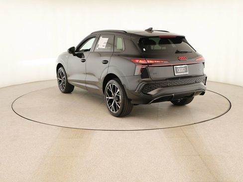 New 2026 Audi Q3 quattro 2.0T AWD/4WD image 4