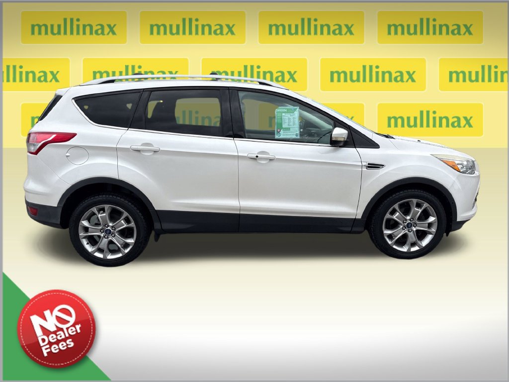 Used 2014 Ford Escape Titanium w/ Equipment Group 401A FWD image 2