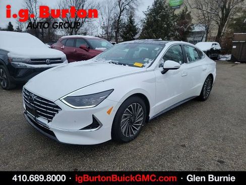 Used 2023 Hyundai Sonata Limited image 3