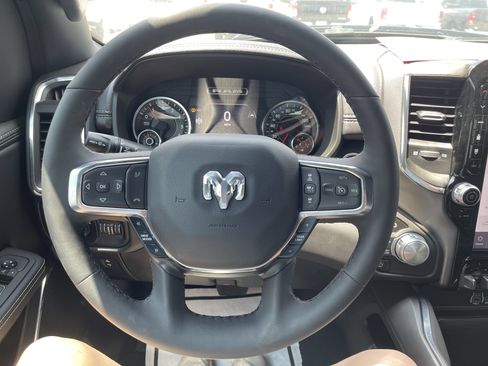 Used 2025 RAM 1500 Laramie w/ Sport Appearance Package AWD/4WD image 17