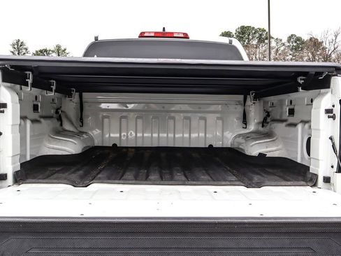 Used 2022 Nissan Frontier S image 30