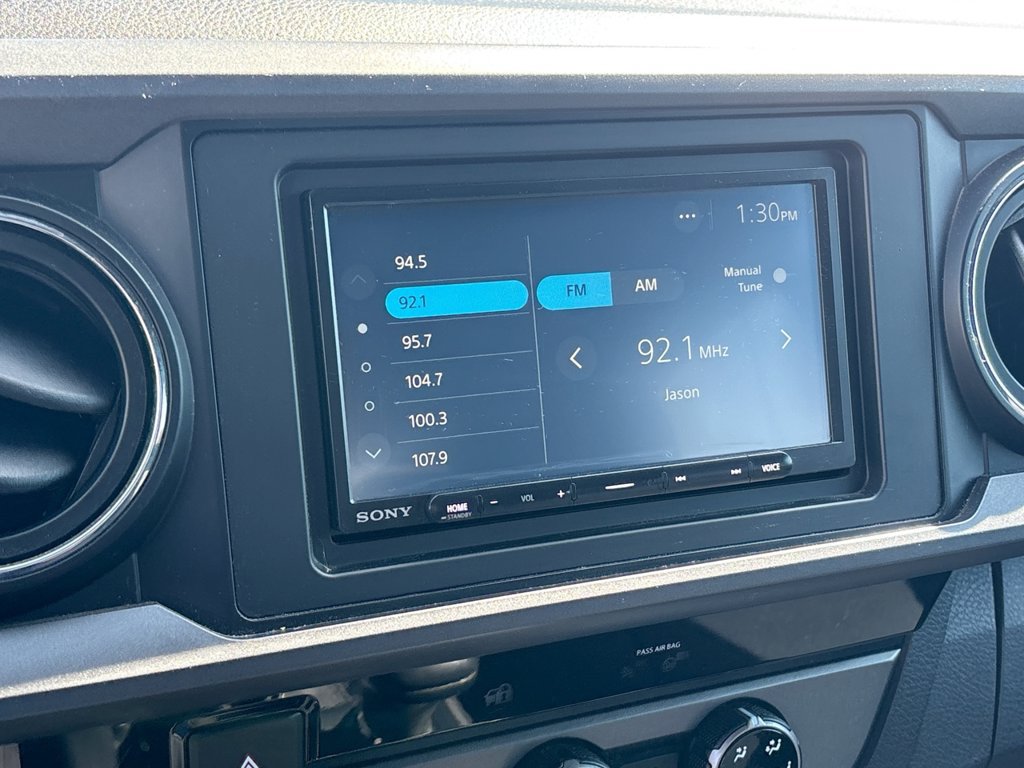 Used 2018 Toyota Tacoma TRD Off-Road w/ Technology Package AWD/4WD image 32