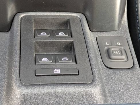 Certified 2026 Ford Bronco Heritage Edition AWD/4WD image 24