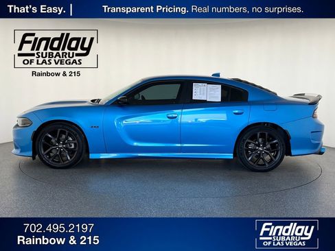 Used 2023 Dodge Charger R/T w/ Blacktop Package image 2