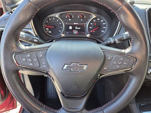 Used 2022 Chevrolet Equinox RS w/ RS Leather Package image 18