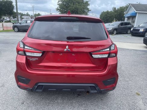 Used 2020 Mitsubishi Outlander Sport ES FWD image 9