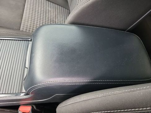 Used 2023 Dodge Charger R/T w/ Performance Handling Group image 21