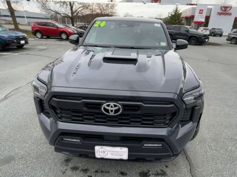 Certified 2024 Toyota Tacoma TRD Sport w/ TRD Sport Upgrade Package AWD/4WD image 3