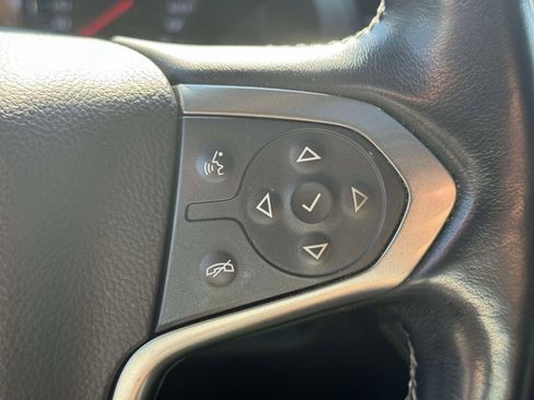Used 2019 Chevrolet Suburban Premier AWD/4WD image 22
