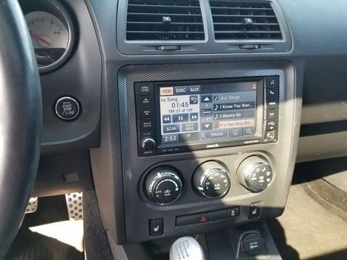 Used 2012 Dodge Challenger R/T image 19