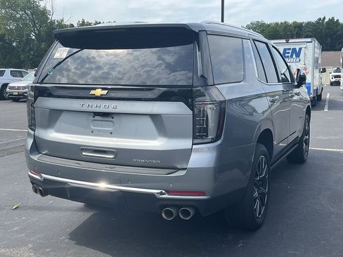 Certified 2025 Chevrolet Tahoe Premier AWD/4WD image 3