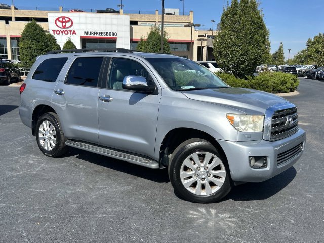 Used 2015 Toyota Sequoia Platinum AWD/4WD image 2