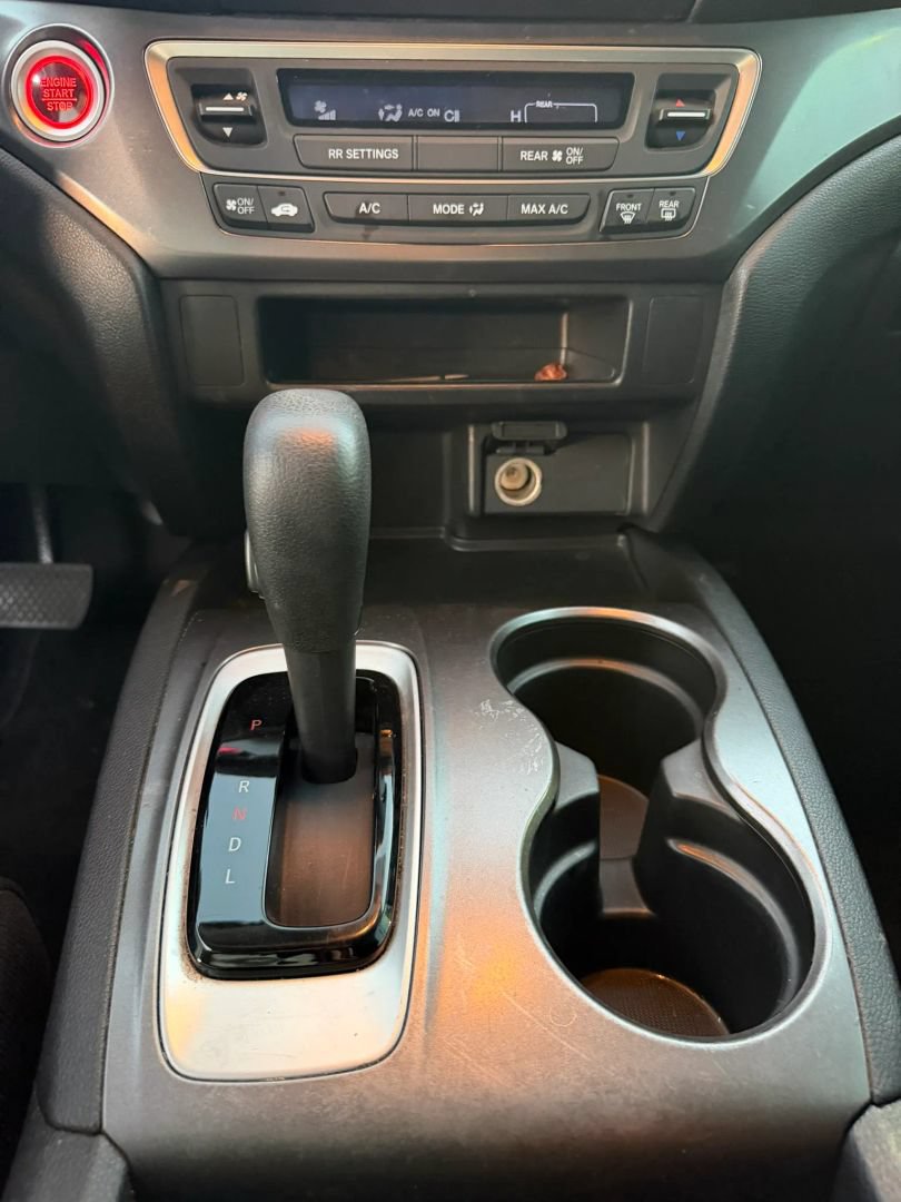 Used 2018 Honda Pilot LX image 25