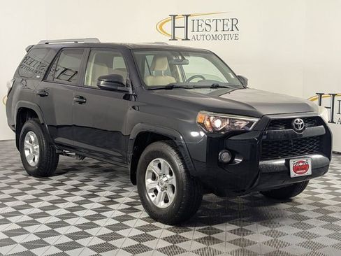Used 2018 Toyota 4Runner SR5 image 2