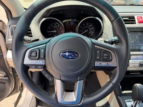 Used 2017 Subaru Outback 2.5i Limited AWD/4WD image 27