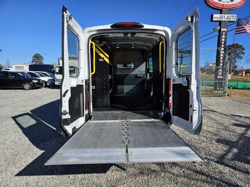 Used 2020 Ford Transit 250 Medium Roof w/ Load Area Protection Package image 38