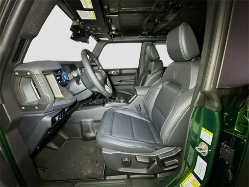 New 2025 Ford Bronco Badlands w/ Sasquatch Package image 14