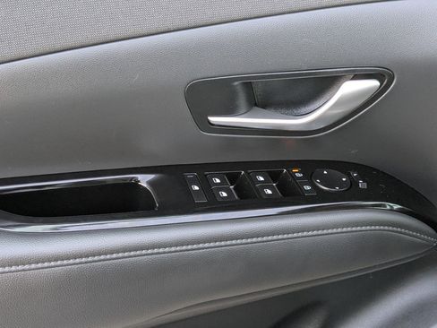 Certified 2025 Hyundai Tucson Limited image 15